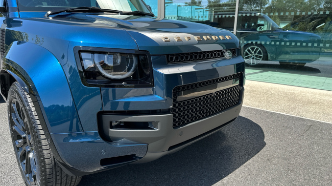 Land Rover Defender 4.4 P635 Octa 110 5dr Auto Petrol Estate - Image 21